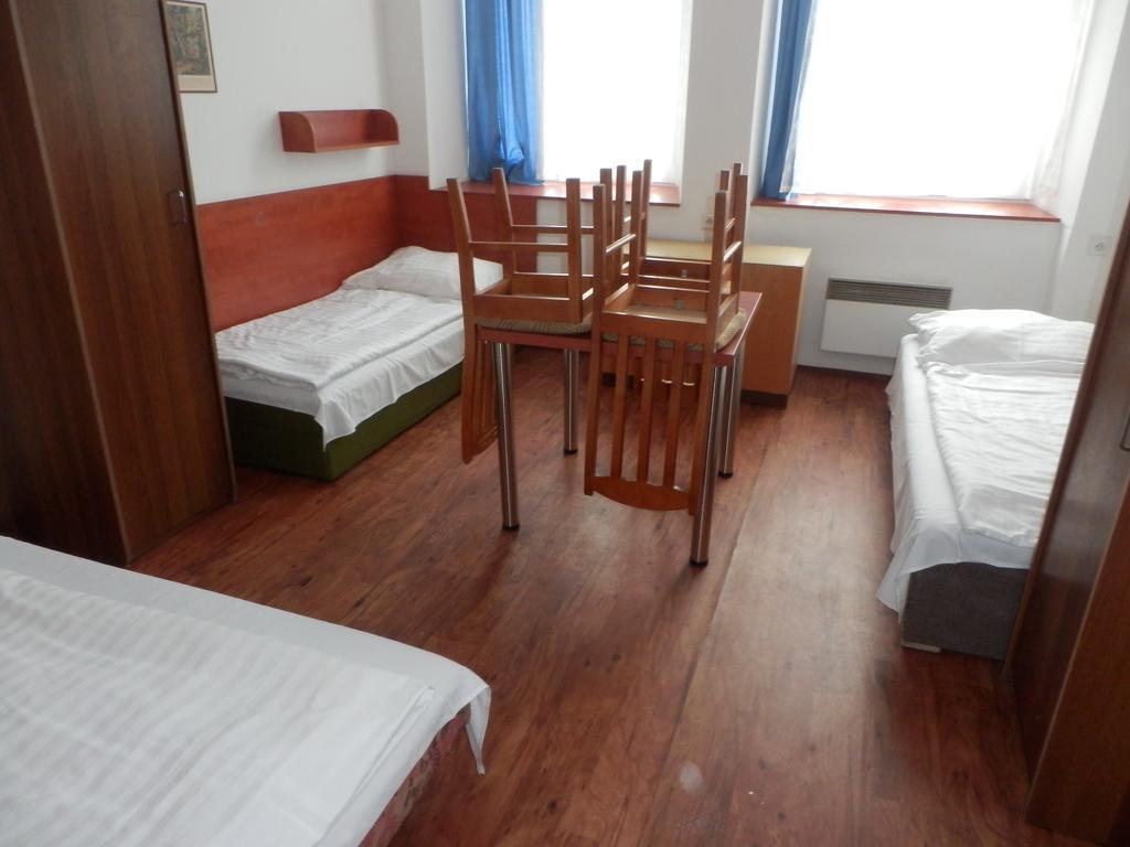 Ubytovna Moravan Brünn Zimmer foto